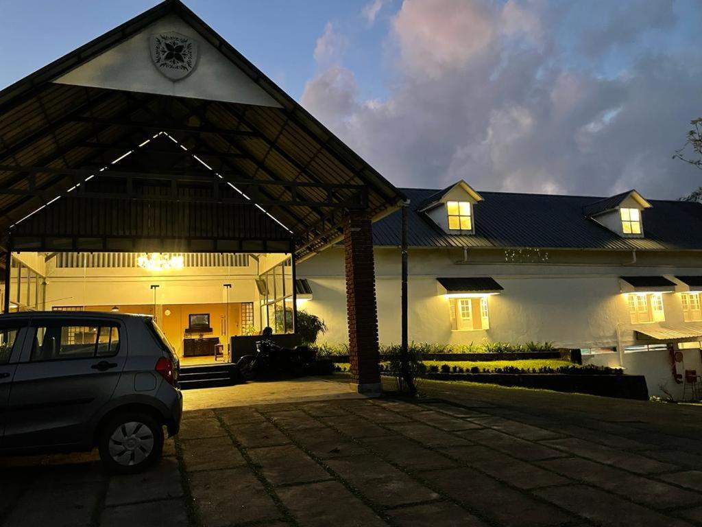 Agincourt Kuttikkanam Hotel Pirmed Ngoại thất bức ảnh